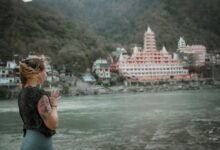 travel hacks and tips